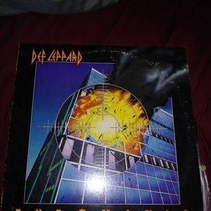 Def Leppard vinyl 33